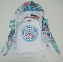 福州榮登貿易 一站式時尚購物平臺，打造漂亮春秋裝兩件套與潮流鞋帽童裝零售批發新體驗